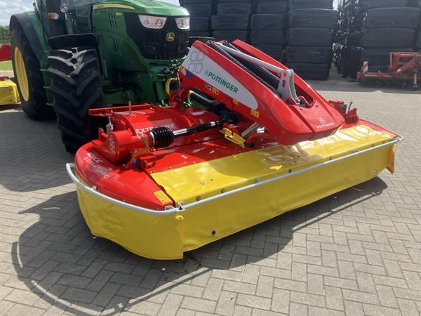Grote foto p ttinger novacat 301 alpha motion ed agrarisch maaiers
