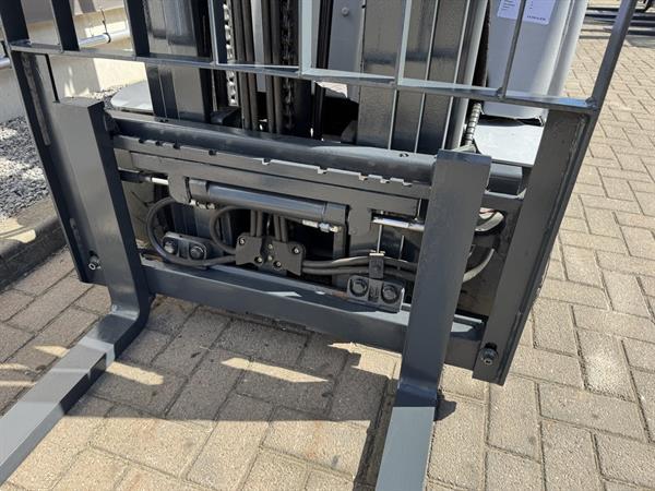 Grote foto vs 22181 elektrische triplex heftruck still rx20 20 accu2024 sideshift agrarisch heftrucks