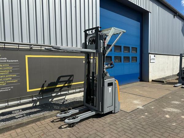 Grote foto vs 22189 elektrische triplex stapelaar still initiele lift 4.716mm doe het zelf en verbouw hefwerktuigen