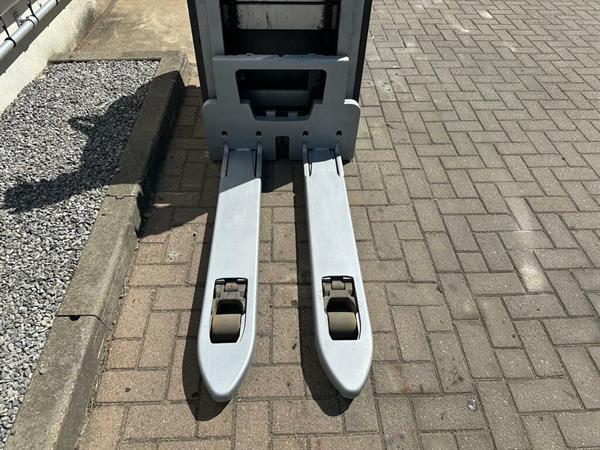 Grote foto vs 22191 elektrische stapelaar still bj2020 initiele lift doe het zelf en verbouw hefwerktuigen