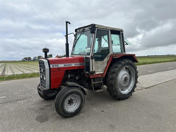Grote foto massey ferguson 675 agrarisch tractoren