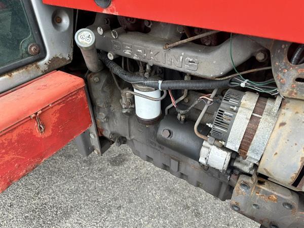 Grote foto massey ferguson 675 agrarisch tractoren