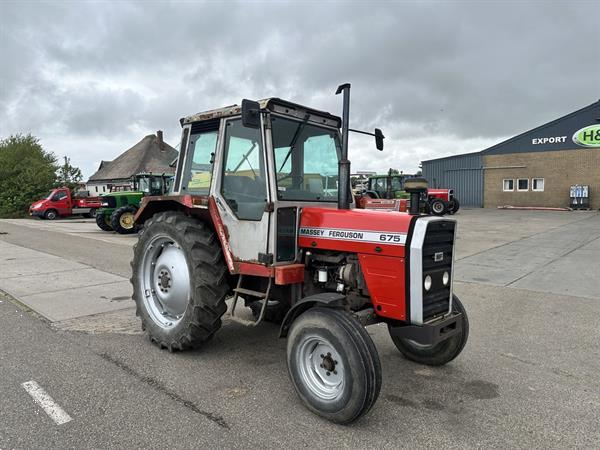 Grote foto massey ferguson 675 agrarisch tractoren
