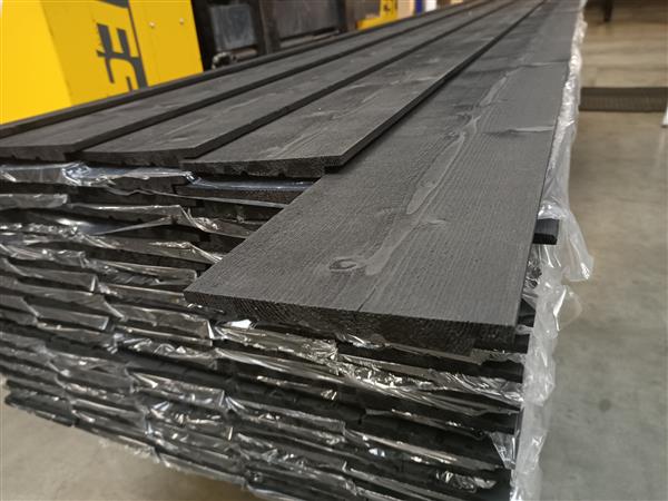 Grote foto vuren zweeds rabat 10 24x197mm zwart gespoten 540cm doe het zelf en verbouw hout en planken