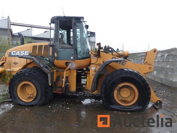 Grote foto gelede wiellader te herstellen case 821e agrarisch shovels