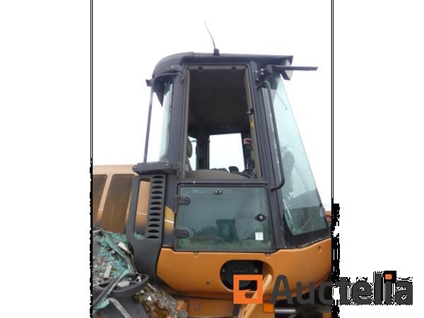 Grote foto gelede wiellader te herstellen case 821e agrarisch shovels
