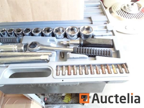 Grote foto 8 antieke houten beitels ironside boekentas racagnac set doe het zelf en verbouw gereedschappen en machines