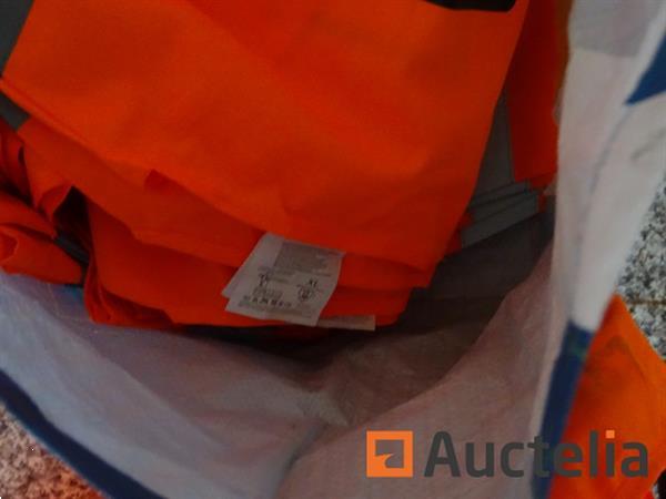 Grote foto diverse apparatuur zie detail doe het zelf en verbouw onderdelen en accessoires