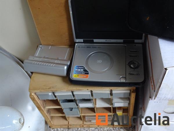 Grote foto diverse apparatuur zie detail doe het zelf en verbouw onderdelen en accessoires