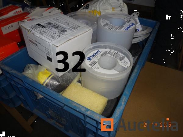 Grote foto de set bevindt zich op 5m schragen inclusief sifon kraan toiletbord diverse pvc ellebogen 1 stof doe het zelf en verbouw ijzerwaren en bevestigingsmiddelen