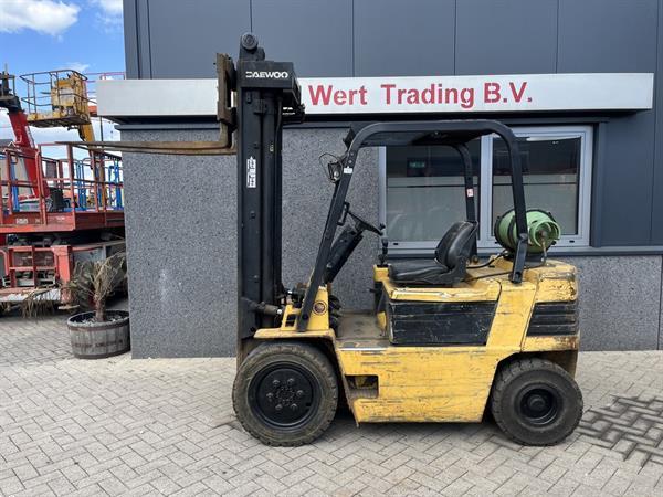 Grote foto heftruck daewoo g25s 2 triplo550 freelift 3e functie lpg agrarisch heftrucks