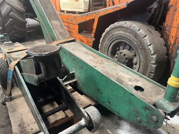 Grote foto 2 stuks compac krik 8 en 10 ton agrarisch algemeen