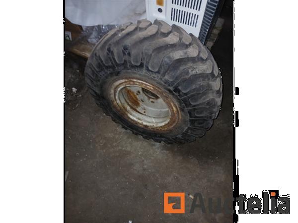 Grote foto continental bobcat banden agrarisch wielen