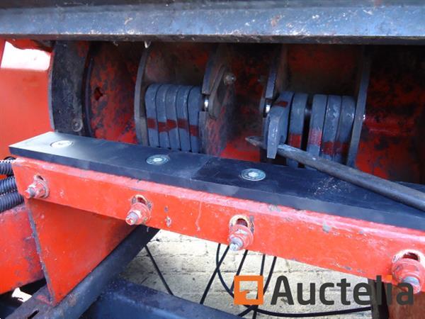 Grote foto bugnot bv 12 taks versnipperaar composter agrarisch algemeen
