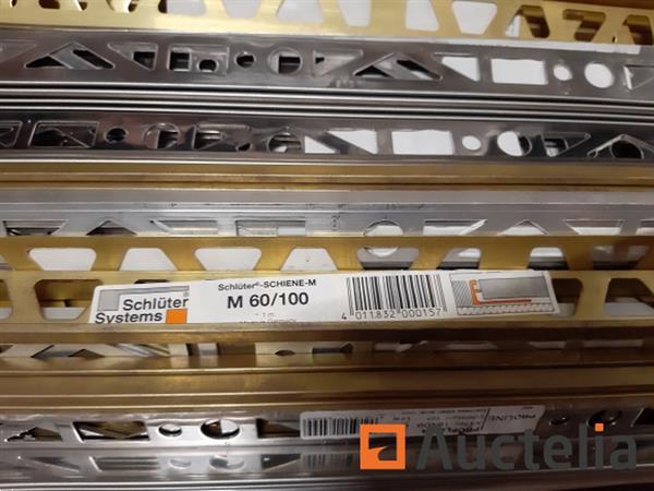 Grote foto 229 stuks trapneus en hoekprofiel mix doe het zelf en verbouw ijzerwaren en bevestigingsmiddelen