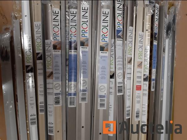 Grote foto 229 stuks trapneus en hoekprofiel mix doe het zelf en verbouw ijzerwaren en bevestigingsmiddelen