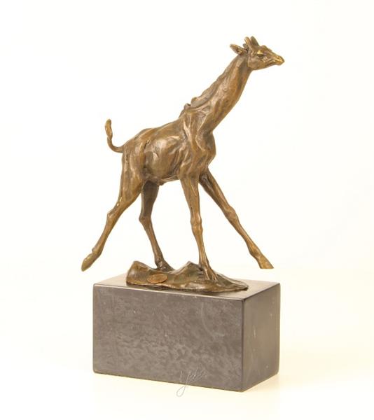 Grote foto een bronzen beeld sculptuur van een giraffe tuin en terras tuindecoratie