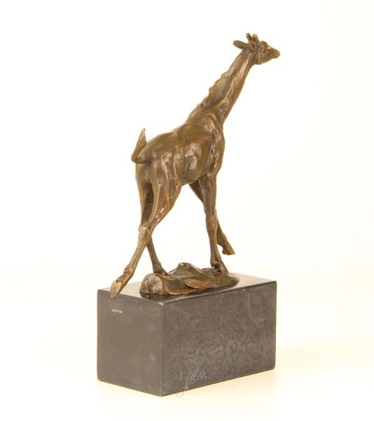 Grote foto een bronzen beeld sculptuur van een giraffe tuin en terras tuindecoratie