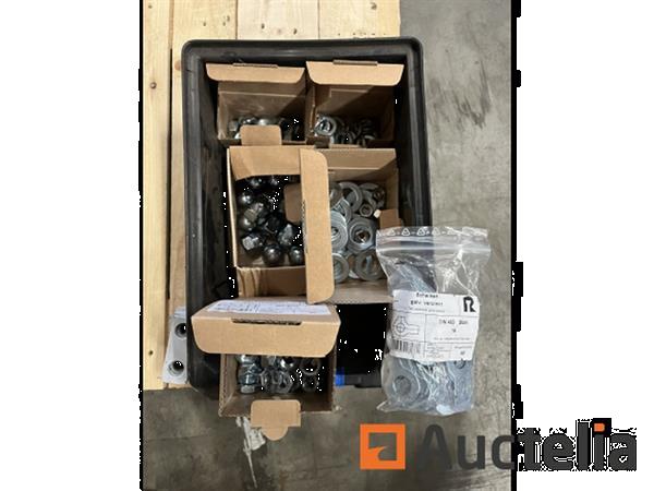 Grote foto partij bouten moeren en ringen doe het zelf en verbouw onderdelen en accessoires
