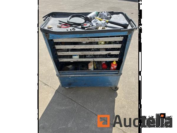Grote foto matador gereedschapswagen met inhoud doe het zelf en verbouw onderdelen en accessoires