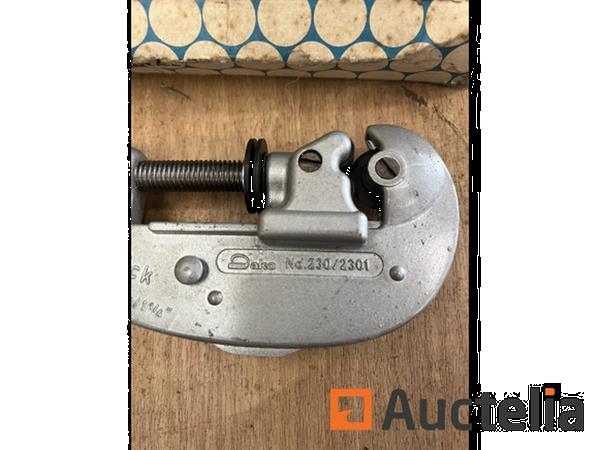 Grote foto dako quick automatic 230 pijpensnijder 32mm doe het zelf en verbouw ijzerwaren en bevestigingsmiddelen