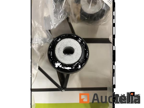 Grote foto 5 x moog draagarmrubber voor o.a. ford mazda doe het zelf en verbouw ijzerwaren en bevestigingsmiddelen