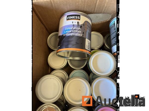 Grote foto 52 blikken finess lak beits etc doe het zelf en verbouw ijzerwaren en bevestigingsmiddelen