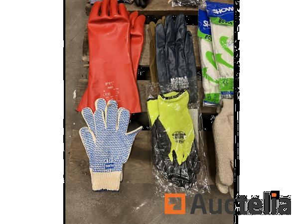 Grote foto partij werkhandschoenen o.a. ansell en marigold doe het zelf en verbouw ijzerwaren en bevestigingsmiddelen