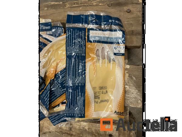 Grote foto partij werkhandschoenen o.a. ansell en marigold doe het zelf en verbouw ijzerwaren en bevestigingsmiddelen