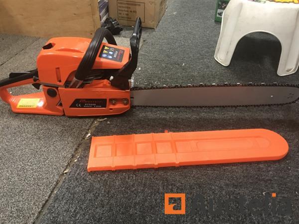 Grote foto powertech benzine kettingzaag 52cc doe het zelf en verbouw ijzerwaren en bevestigingsmiddelen