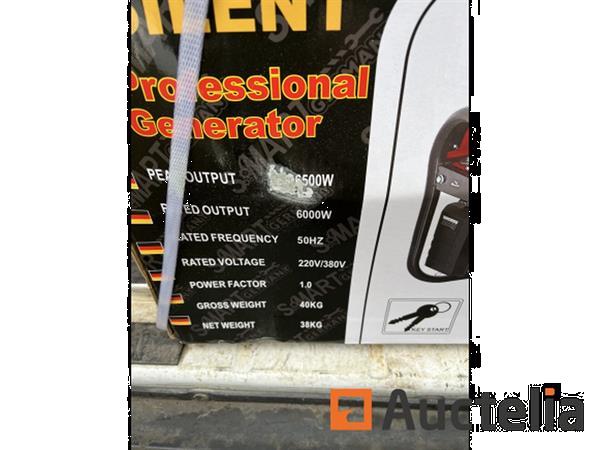 Grote foto stroomgenerator 4 takt met keystart doe het zelf en verbouw ijzerwaren en bevestigingsmiddelen
