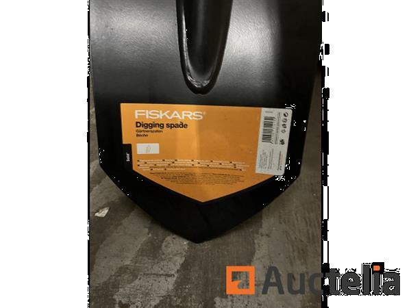Grote foto fiskars spade doe het zelf en verbouw ijzerwaren en bevestigingsmiddelen