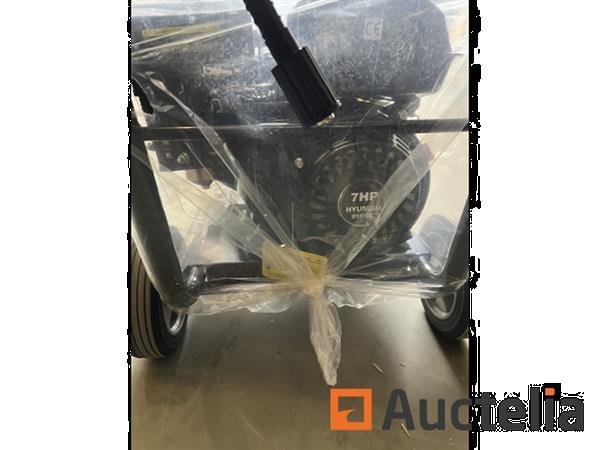 Grote foto benzine hogedrukreiniger hyundai hy170 doe het zelf en verbouw ijzerwaren en bevestigingsmiddelen