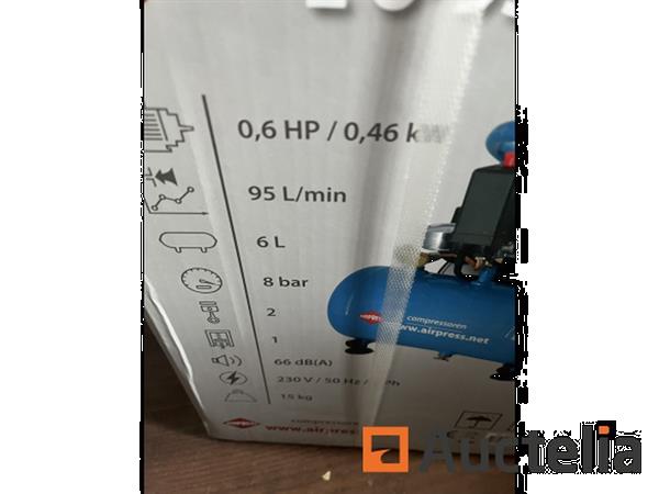 Grote foto airpress compressor l 6 95 silent doe het zelf en verbouw ijzerwaren en bevestigingsmiddelen