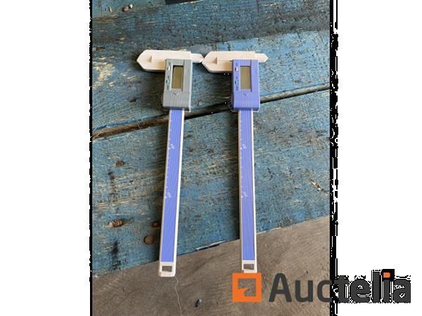 Grote foto 2 x digitale schuifmaat plastic doe het zelf en verbouw ijzerwaren en bevestigingsmiddelen