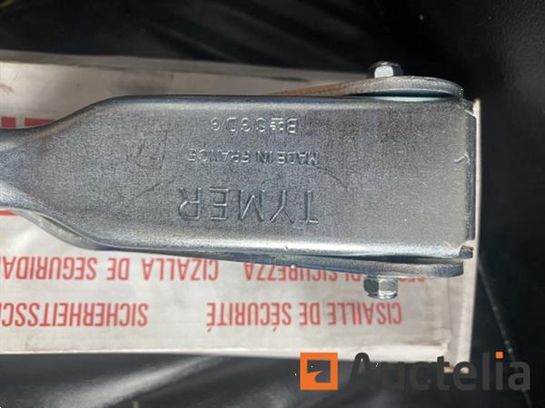 Grote foto tymer veiligheids schaar voor staalband doe het zelf en verbouw ijzerwaren en bevestigingsmiddelen