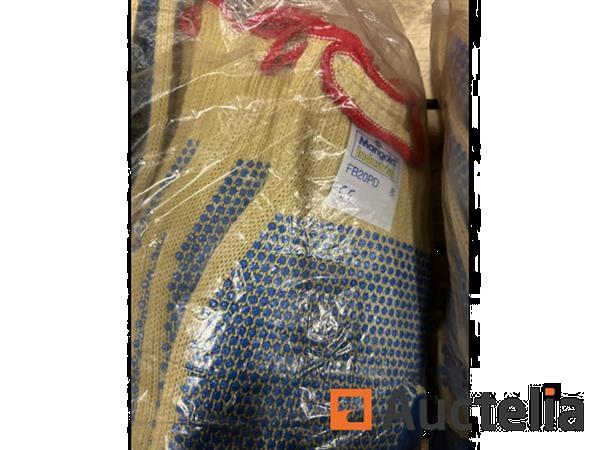 Grote foto partij kevlar werkhandschoenen marigold fireblade doe het zelf en verbouw ijzerwaren en bevestigingsmiddelen