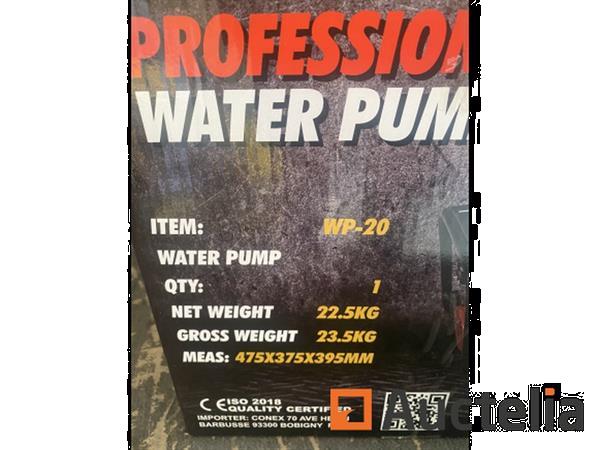 Grote foto benzine waterpomp 4 takt doe het zelf en verbouw ijzerwaren en bevestigingsmiddelen