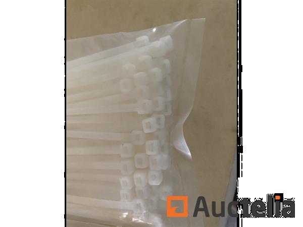Grote foto 400 tie ribs 4 8x370 mm in 4 pakken van 100 doe het zelf en verbouw ijzerwaren en bevestigingsmiddelen