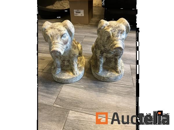 Grote foto 2 x stenen beeldjes varkens ongeveer 40 cm hoog doe het zelf en verbouw onderdelen en accessoires