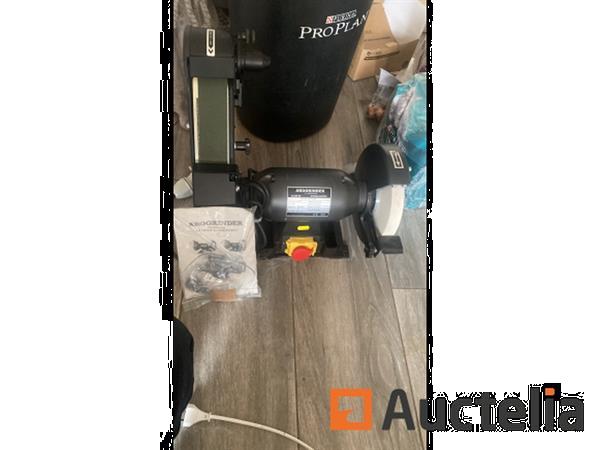 Grote foto aro grinder ag 200 tb slijpmachine 380v doe het zelf en verbouw ijzerwaren en bevestigingsmiddelen