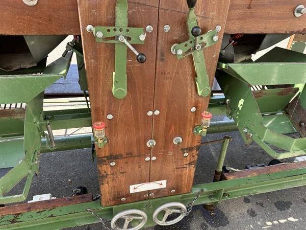 Grote foto schouten aardappelsorteermachine met trechter agrarisch tuinbouw