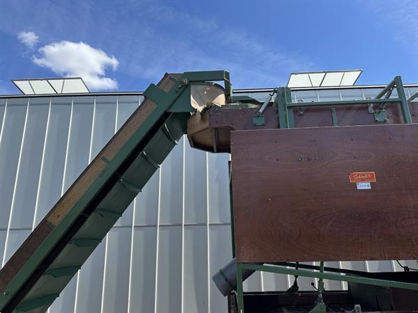 Grote foto schouten aardappelsorteermachine met trechter agrarisch tuinbouw