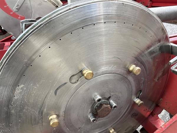 Grote foto accord miniair super pneumatische precisiezaaimachine 6 rijen agrarisch zaaimachines