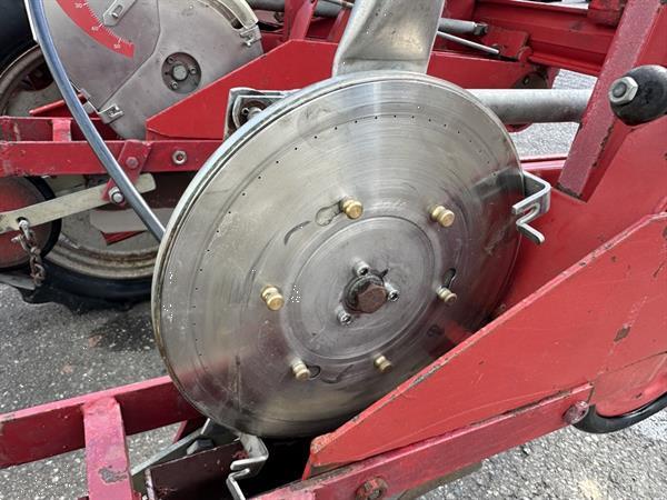 Grote foto accord miniair super pneumatische precisiezaaimachine 6 rijen agrarisch zaaimachines