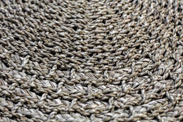 Grote foto vloerkleed malibu 120 naturel zwart raffia zeegras huis en inrichting eettafels