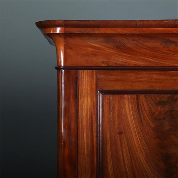 Grote foto strakke mahonie garderobekast of kapstok met deuren ca 1850 hollands no.283020 antiek en kunst stoelen en banken