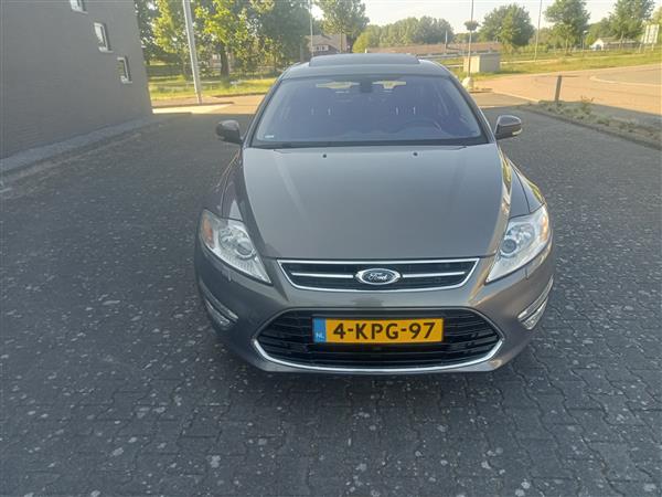 Grote foto ford mondeo hatchback 1.6 tdci clima leder 2013 auto ford