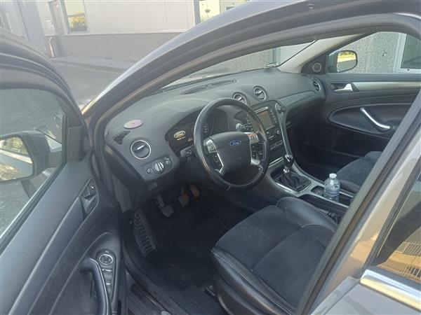 Grote foto ford mondeo hatchback 1.6 tdci clima leder 2013 auto ford