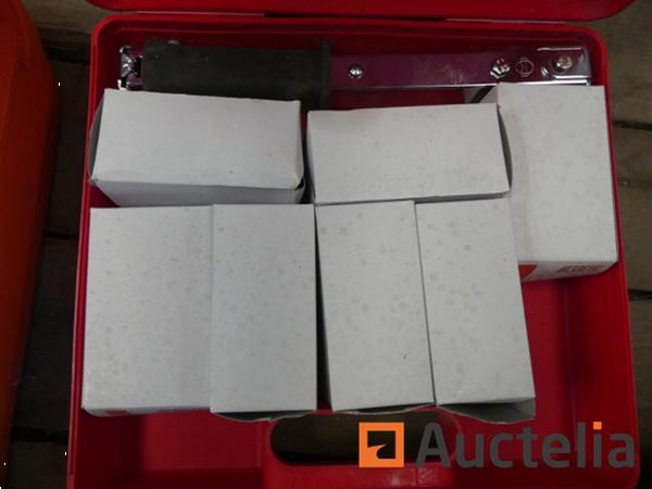 Grote foto 3 handmatige nietmachines doe het zelf en verbouw gereedschappen en machines